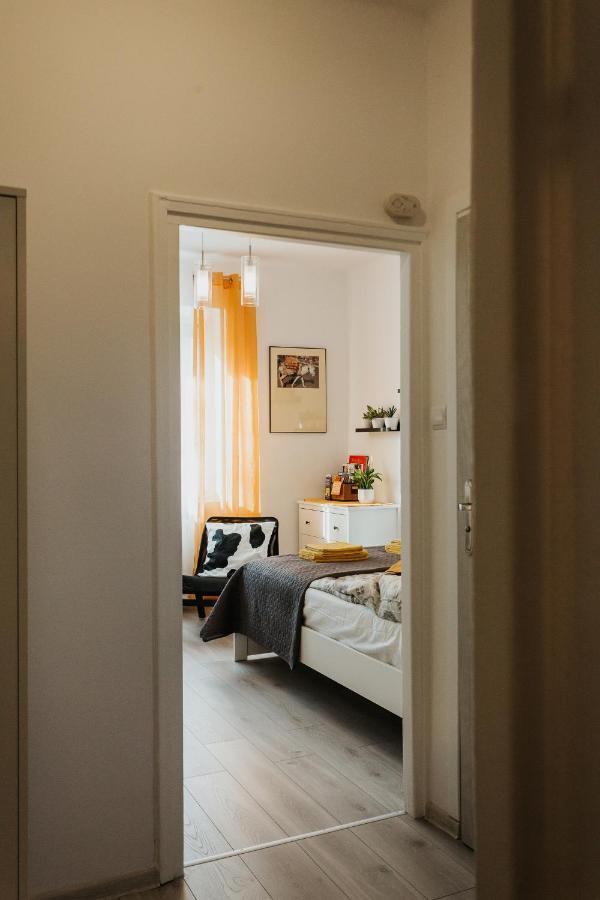 Charming Apt Old Town & Jewish District, Quiet Neighborhood Krakow Exterior photo